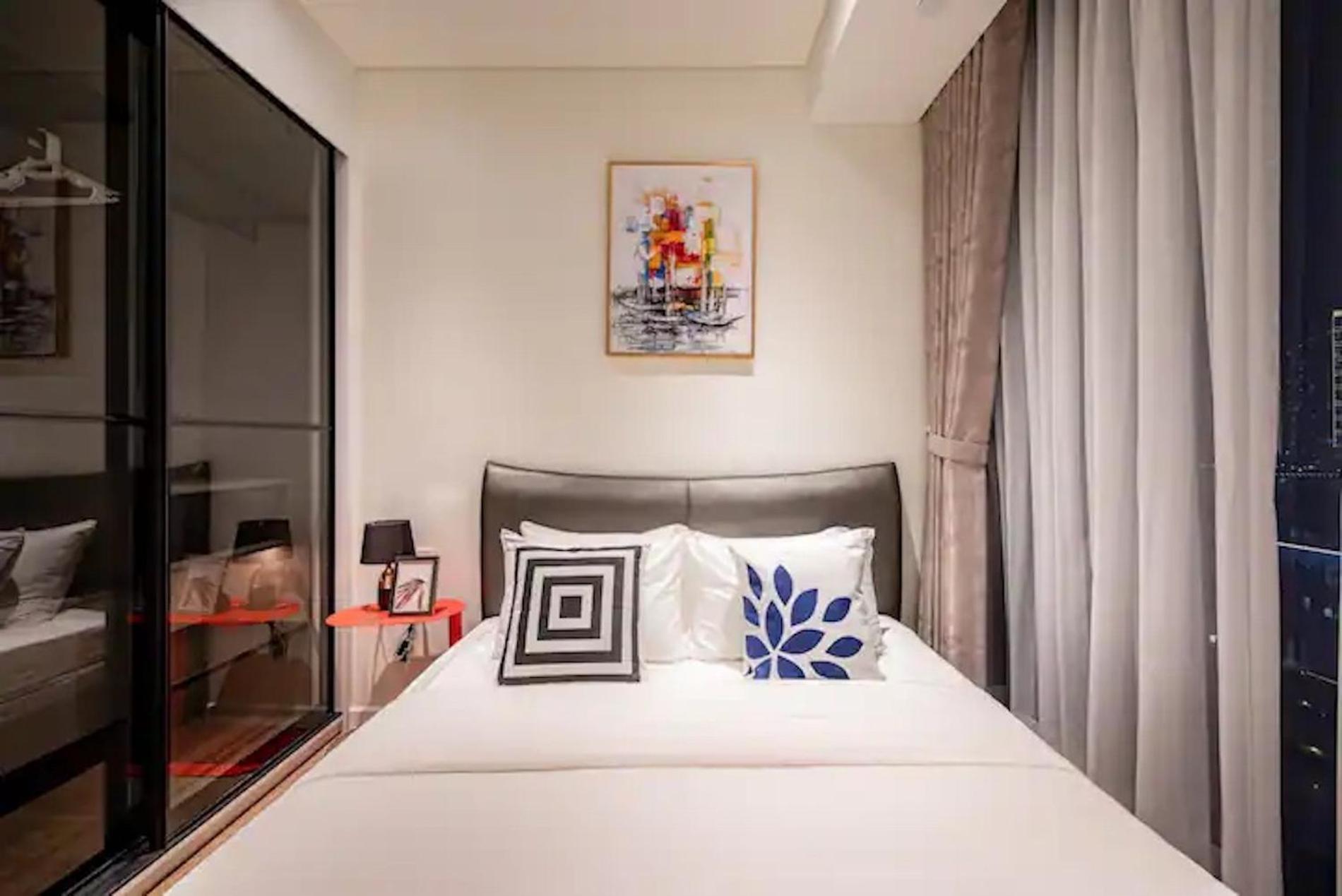 Zo Apartment Opera, Crest, Galleria -Central Saigon -Free Pool-Gym-Sauna Room-Yoga Room Ho Chi Minh City Exterior photo